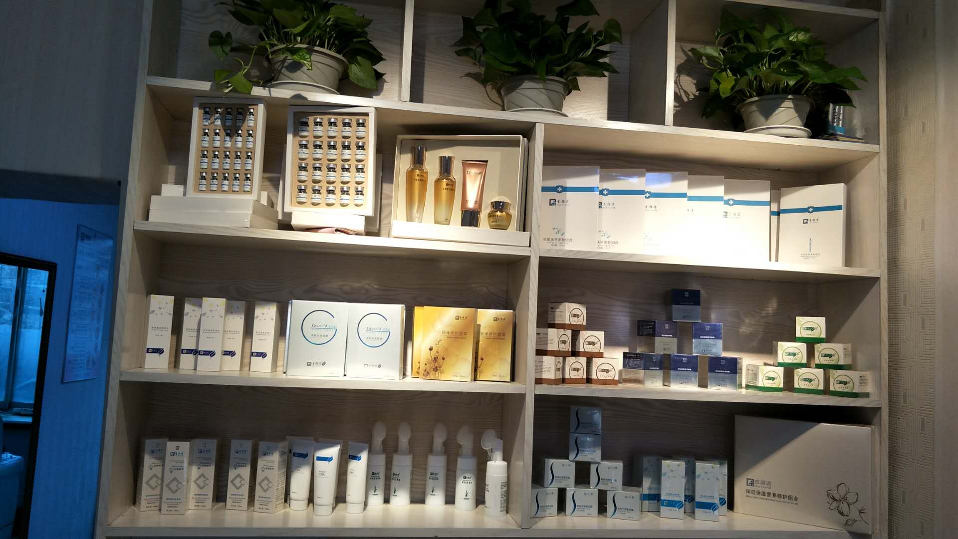 加盟店中的产品摆放细节会波及销量哟！看看你的产品摆放对了吗？(图2)
